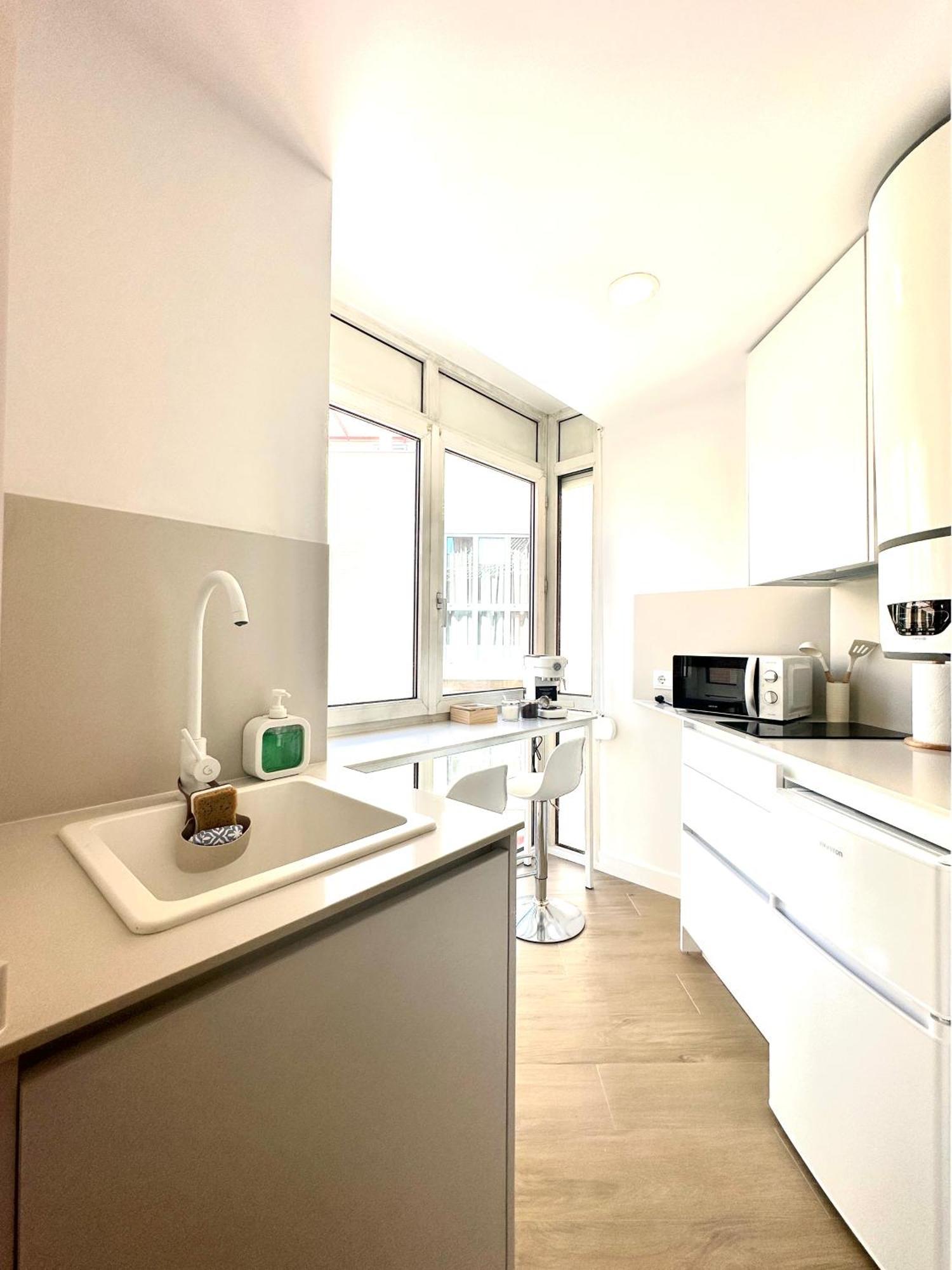 Apartamento Andres Tamayo Av America Madrid Exterior foto